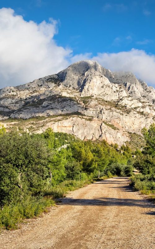 Montagne Sainte-Victoire - a limestone mountain ridge in the south of France close to Aix-en-Provence"n